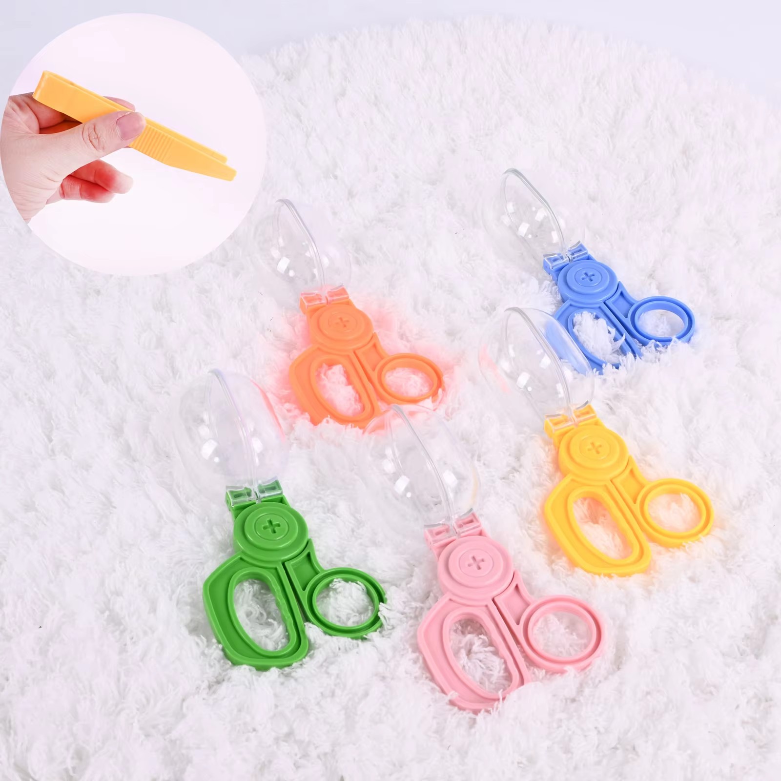 Adventure Insect Capsule Clip  - Outdoor Adventure Games 评论和价格